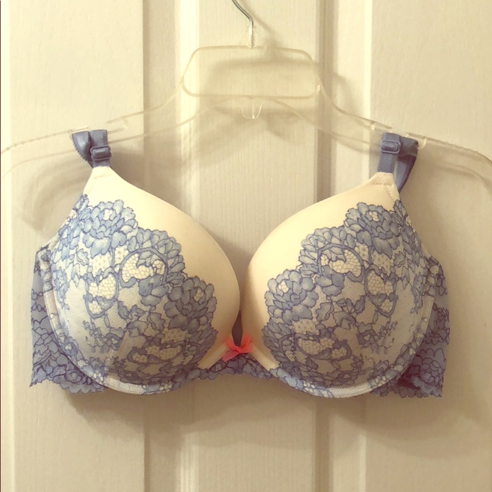 Victoria’s Secret 38C Bra